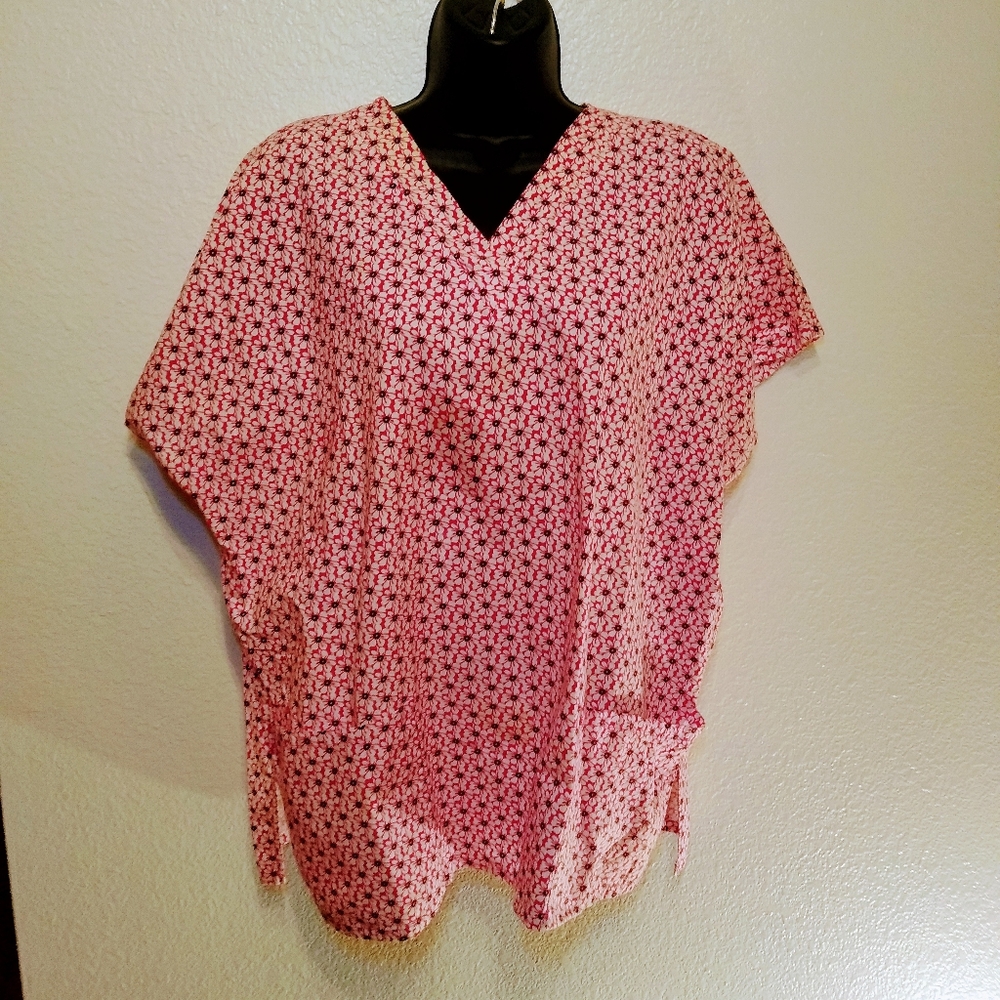 Cherokee Pink with White Flower Print Scrub Top L